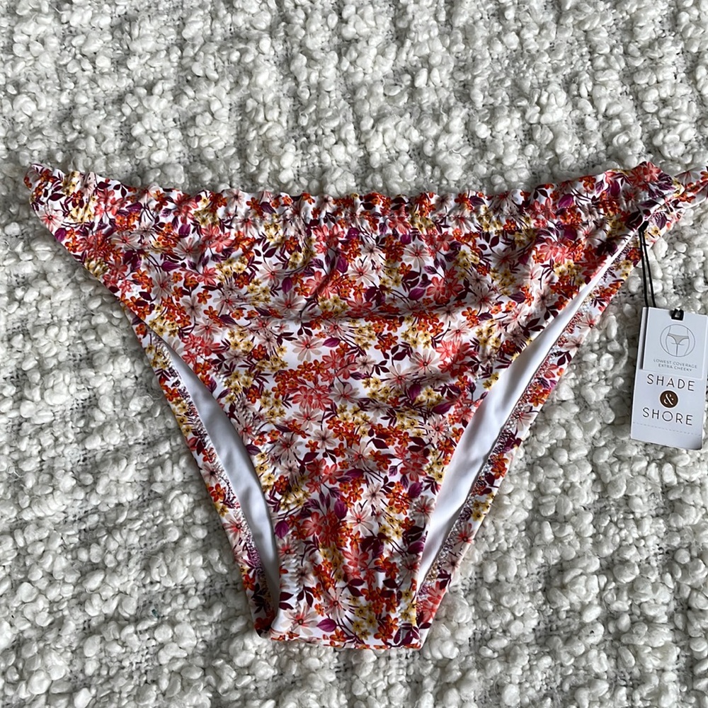 Floral bikini bottoms